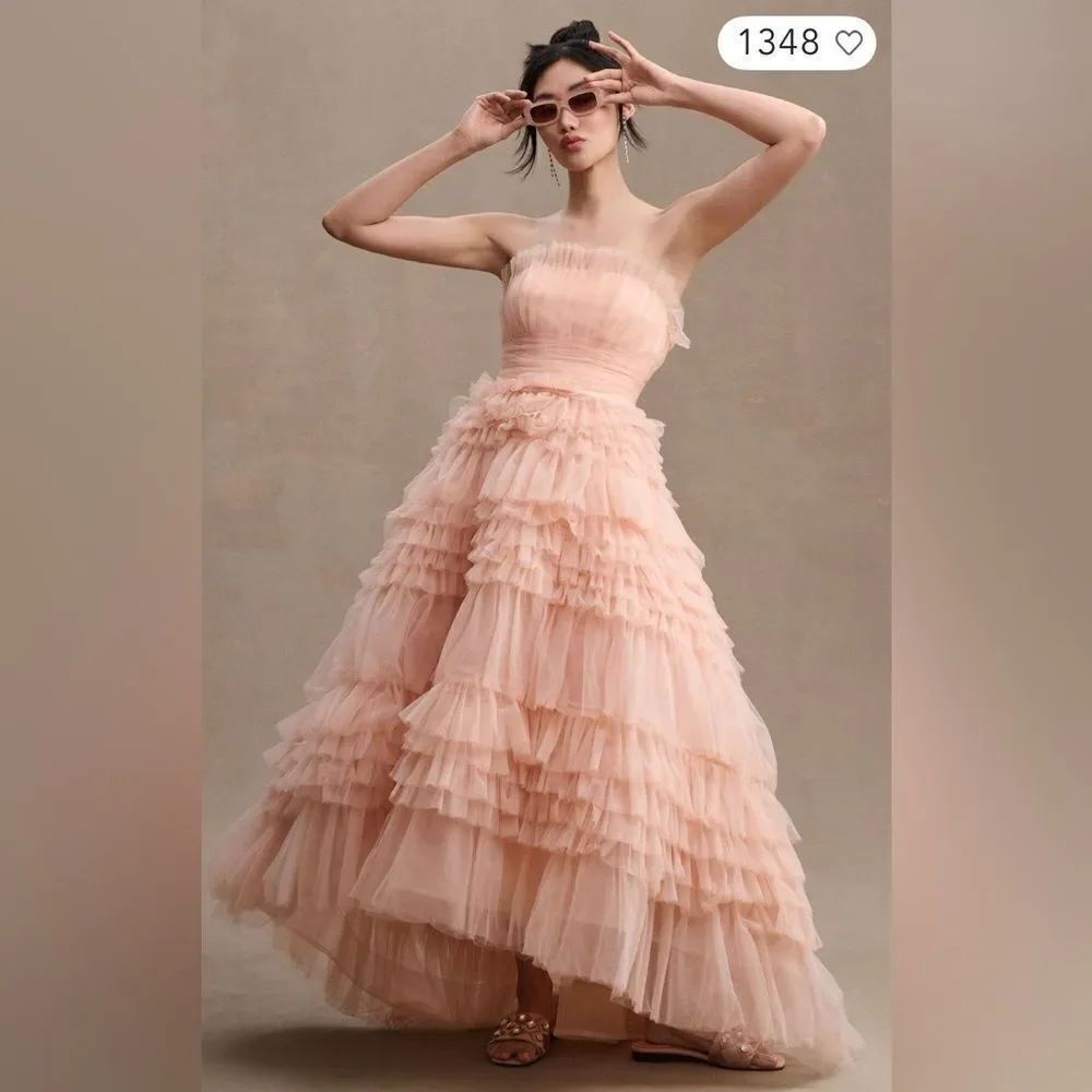 Mac Duggal Tiered Strapless Tulle A-
Line High-Low Gown/ size 0 New